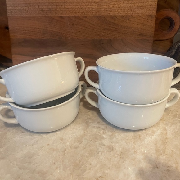 Williams Sonoma Classic White Double-Handled Bowls - Picture 1 of 8
